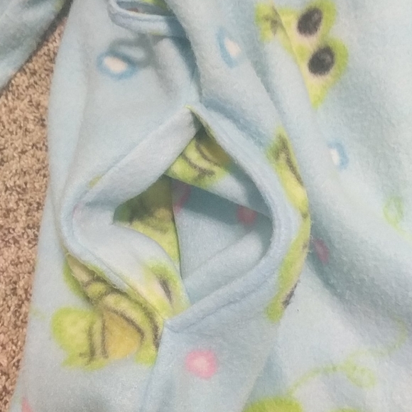 Frog Robe - Picture 2 of 3